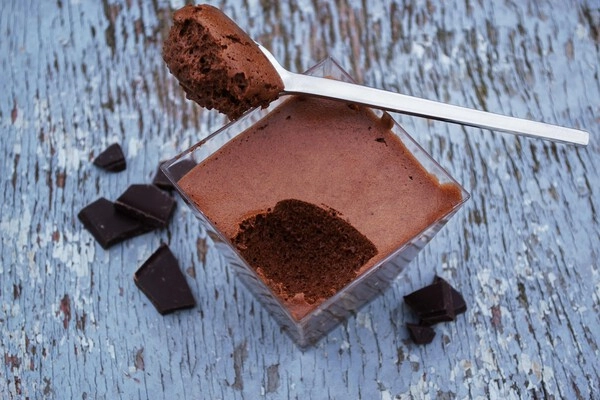 mousse au chocolat in wenigen minuten zubereiten