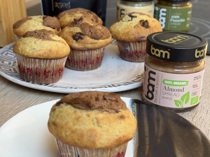 saftige muffins mit 100 mandelaufstrich